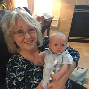 Meet your Posher, Debbie